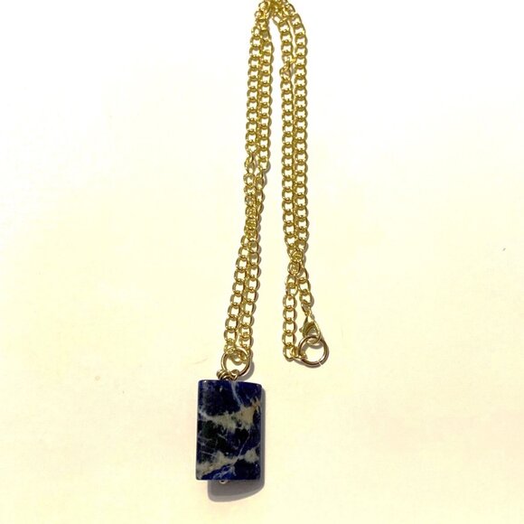 Sodalite Pendant Necklace – Truth, Intuition & Emotional Harmony - Picture 2 of 7